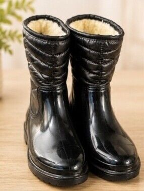 Nautica Women’s Black Waterproof Rain Boots Faux Fur Lined Size 10